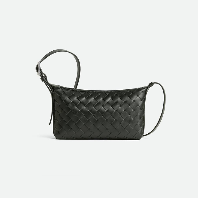 bottega veneta traveler intrecciato leather mini zip crossbody pouch #844018
